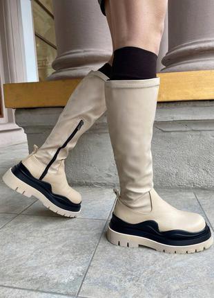 Bottega veneta beige бежеві масивні брендові утеплені чоботи з хутром черевики з натуральної шкіри бежеві утеплені чоботи із натуральної шкіри