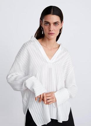 Zara оверсайз сорочка в полоску з в-вирізом