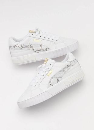 Білі кросівки puma