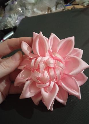 Цветок заколка