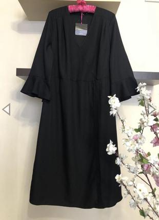 Строгое, классическое и элегантное чёрное платье на запах,2 фото