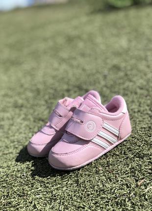 Кожаные пинетки adidas