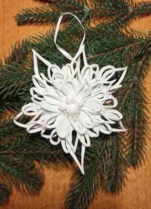 Снежинка на ёлку
