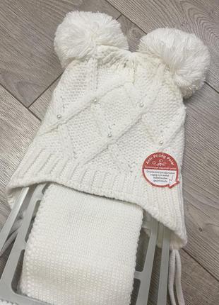 Зимова біла шапочка в комплекті з шарфиком і рукавицями7 фото