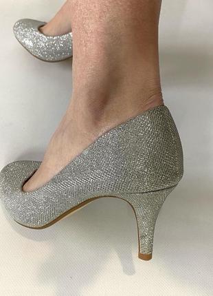 Святкові туфельки