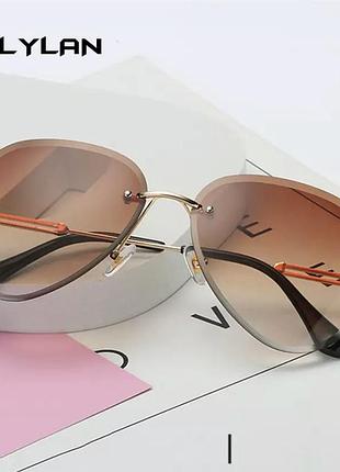 Очки солнцезащитные авиаторы