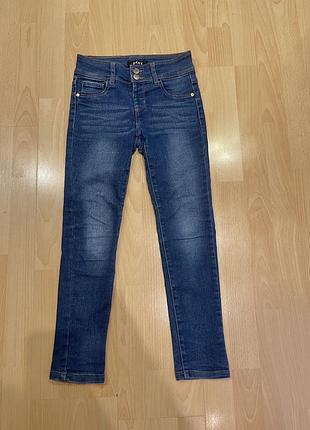 Джинсы dkny