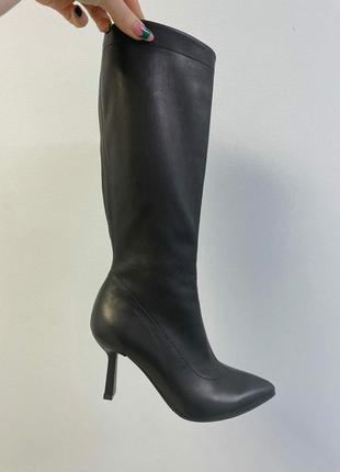 Облягаючі чоботи на шпильці по ваших мірках