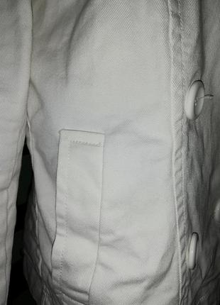 Котоновое пальтишко от известного бренда4 фото