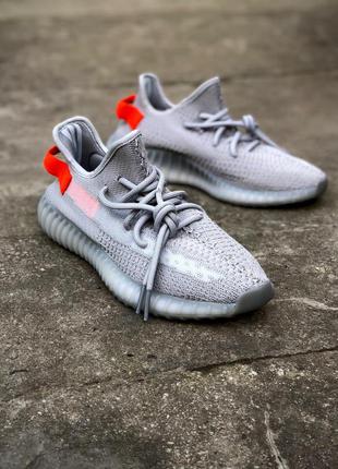 Adidas list boost 350 v2 tail light женские кроссовки адидас изи буст 350
