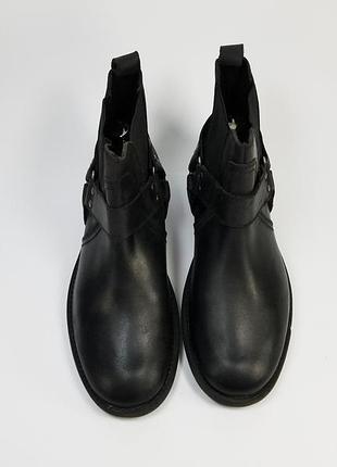Черевики черевики