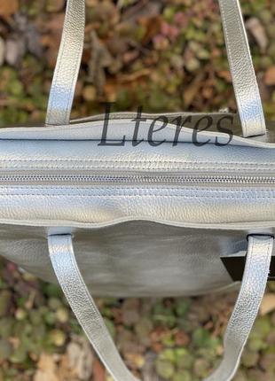 Шкіряна містка срібляста сумка-шопер, кольори в асортименті4 фото