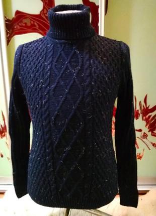 Шерстянной оригінальний светр під горло