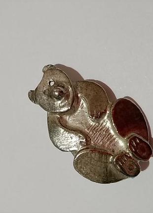 Ведмедик, ведмідь. брошка у срібному кольорі