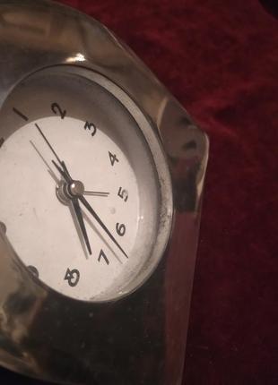 Годинник будильник камінні, кварцові. німеччина. 11см.4 фото