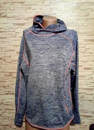 Відмінна спортивна кофта з капюшоном