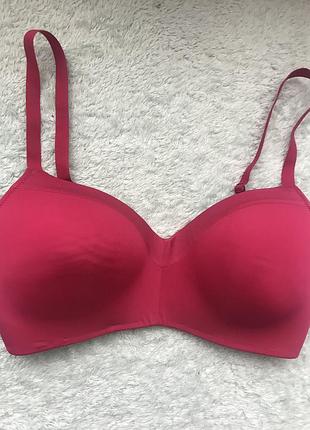 Гладкий безшовний бюстгальтер tu 34d
