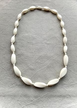 Намисто японія вінтаж намисто ретро колір білий пластик