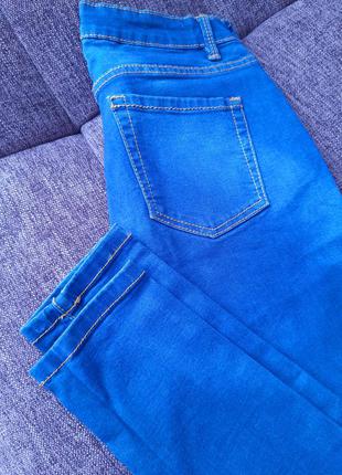 Джинси скінні на худеньку дівчину або підлітка3 фото