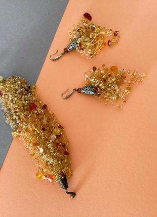 Комплект з бурштину