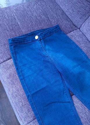 Джинси скінні на худеньку дівчину або підлітка5 фото