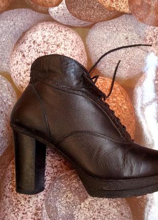 Крутые зимние ботинки ботильоны