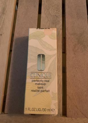 Тональный крем для лица фирмы clinique