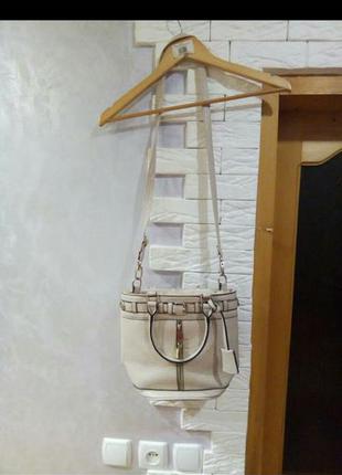 Кроссбоди сумка.