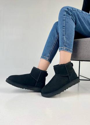 Круті жіночі уггі валянки ugg australia classic short black original чорні унісекс 36-45 р