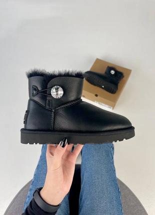 Зимові уггі ugg mini black на овчині