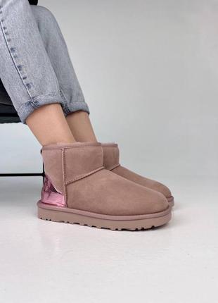 Зимові уггі ugg mini pink на овчині10 фото