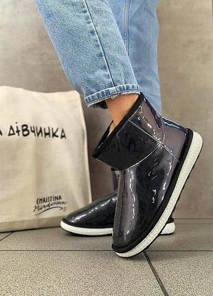 Зимові уггі (всередині хутро)