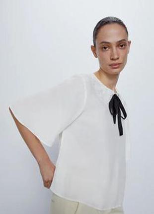 Zara вискозная блуза с кружевным воротником и контрастной завязкой4 фото
