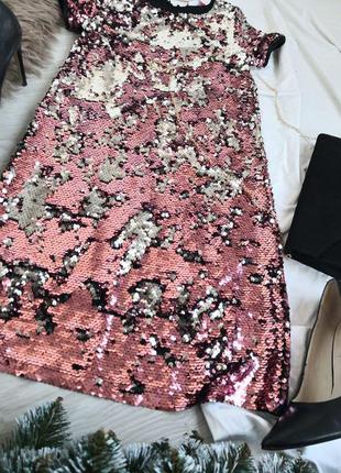 Платье на черной ткани серебряно-розовые паетки перевертыши4 фото