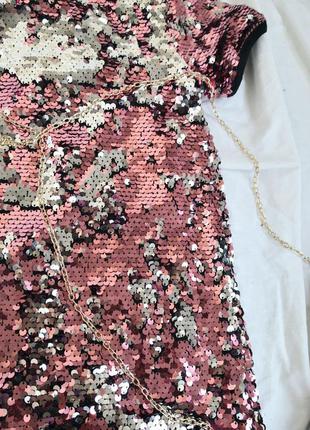 Платье на черной ткани серебряно-розовые паетки перевертыши9 фото