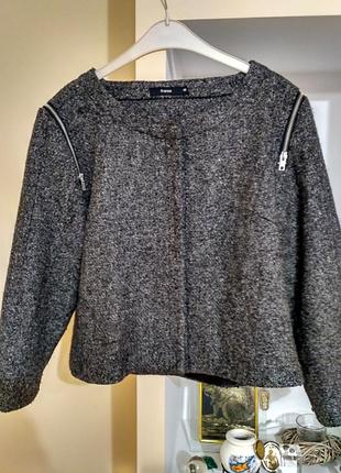 Піджачок-курточка