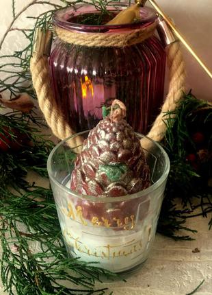 Свічка "шишка на снігу" з пальмового і бджолиного воску.2 фото