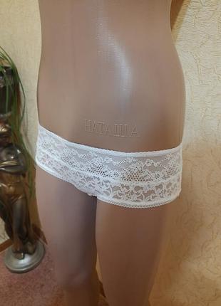 Білі трусики гіпюрові