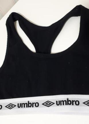 Топ ліф umbro xs чорний