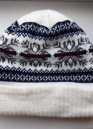 Тёплая шапка