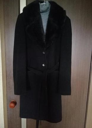 Пальто жіноче