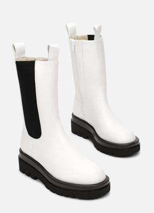 Білі челсі 📍 одна із найпопулярніших моделей цього сезону 😍🔥😍