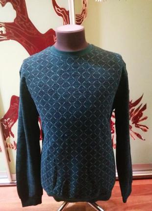 Відмінний светр caporicco