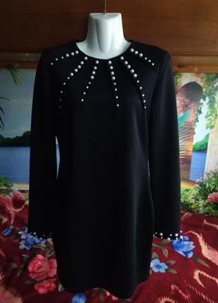 Стильное черное платье с бусинками 44-46 р