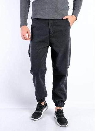 Джинсы мужские