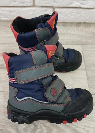 Продам зимові черевики elefant