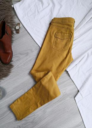 Красивые базовые горчичные джинсы8 фото