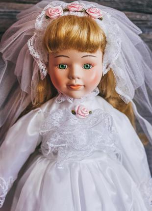 Колекційна порцелянова лялька the classical collection porcelain doll cry. нова