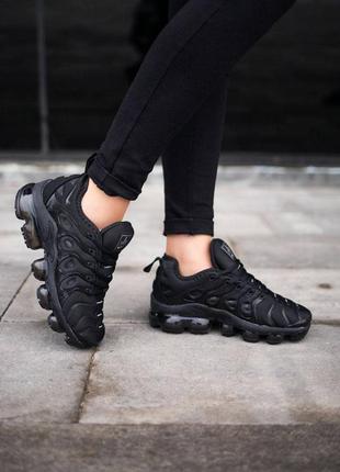 Классные женские кроссовки унисекс nike air vapormax tn plus чёрные 36-45 р