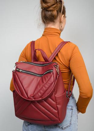 Черная пятница! успей прриобрести удобную сумку-рюкзак в бордовом цвете для женщин3 фото